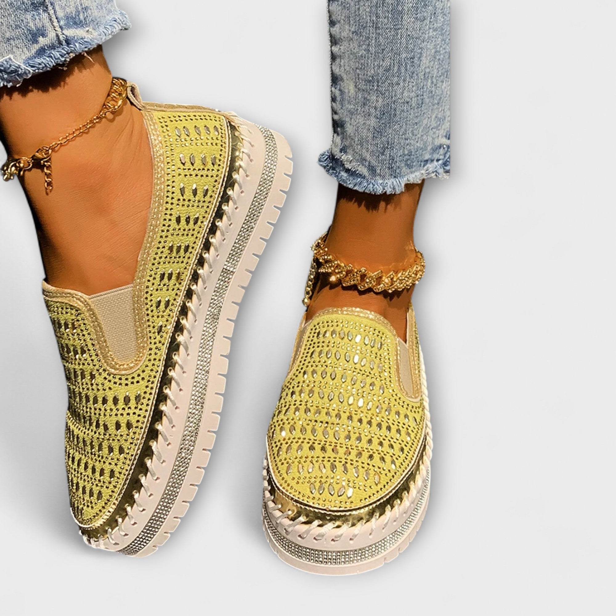 Thalia | Slip-on med perforert glamdesign