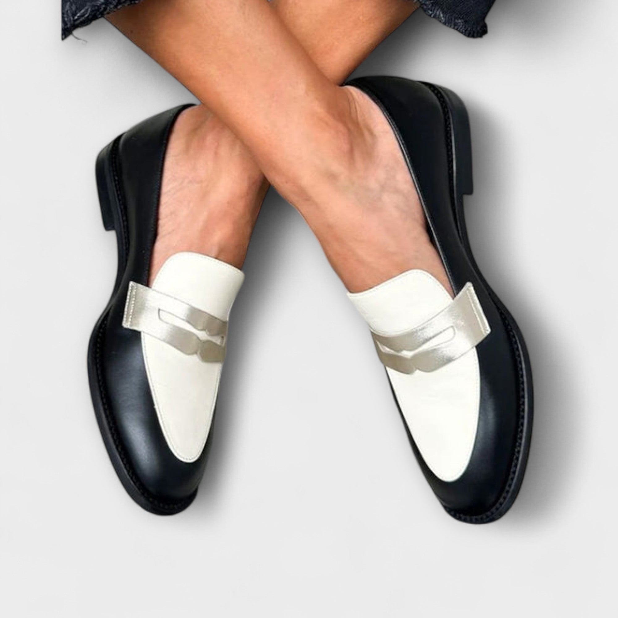 Xara | Moderne loafers med kontrastdetaljer