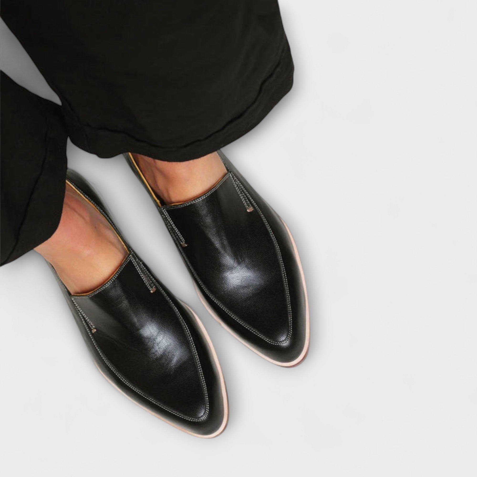 Junia | Minimalistiske skinnloafers